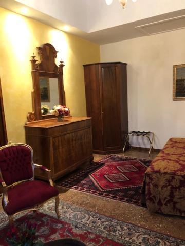 Residence Odoni Venesia Bagian luar foto